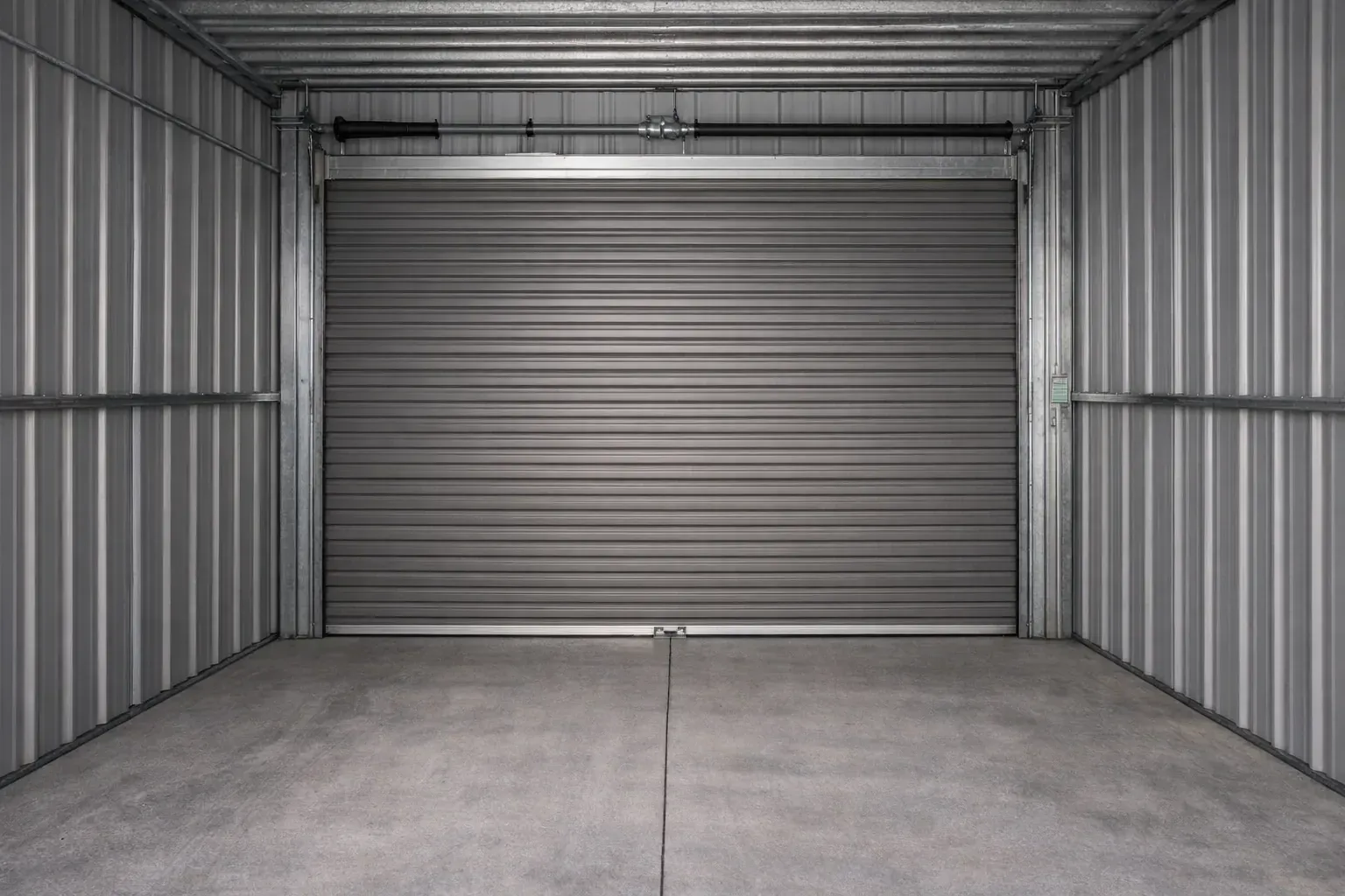 Garage door repair in Varnell GA