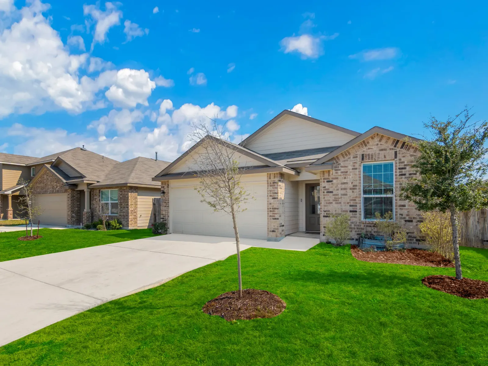 Chain Drive vs. Belt Drive Garage Door Openers: Which Is Right for You?